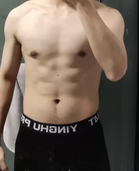大朗力壮小伙