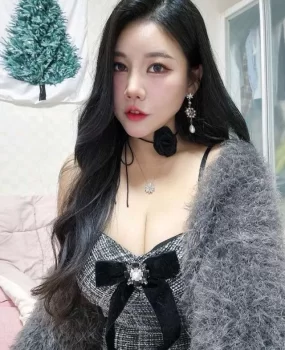 万柏林萌妹子彤彤