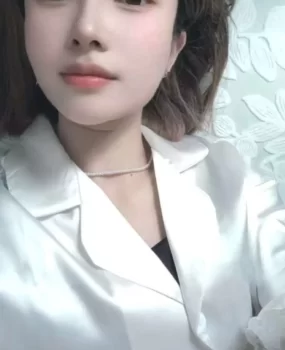 西湖漂亮妹子