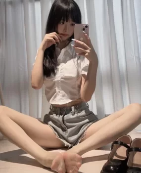 00学妹偶尔兼职