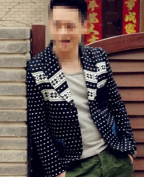 舒舒服服跟小哥哥，闷骚得很